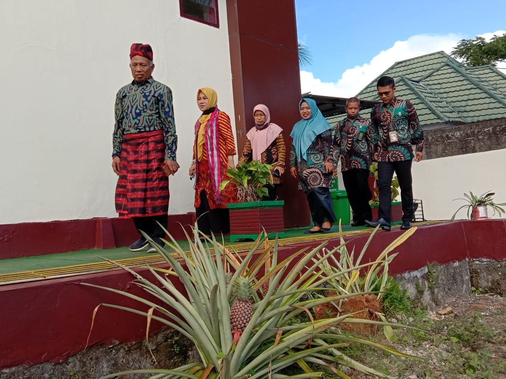 belakang